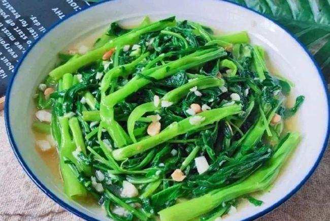你会给孩子吃隔夜菜吗？