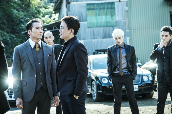 怎么解读电影《角头2》呢？